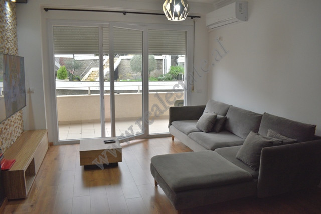 Apartament 2+1 me qira tek Kopshti Botanik ne Tirane